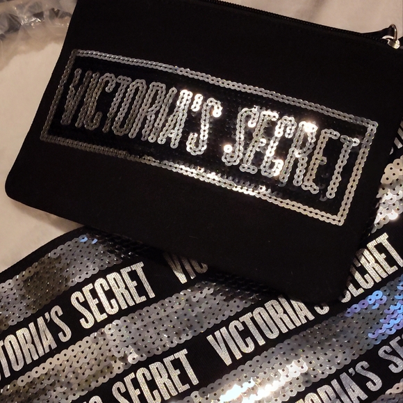 NWT!!! VICTORIA'S SECRET TOTE & WRISTLET SET - Picture 5 of 11